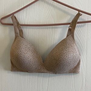 Warner’s Wireless Brown Patterned Bra